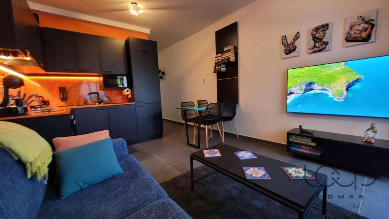 סיינט פול ביי Modern - 50 M From Sea - Free Wi-Fi - Super Cool - Terrace - Fully Air-Conditioned מראה חיצוני תמונה
