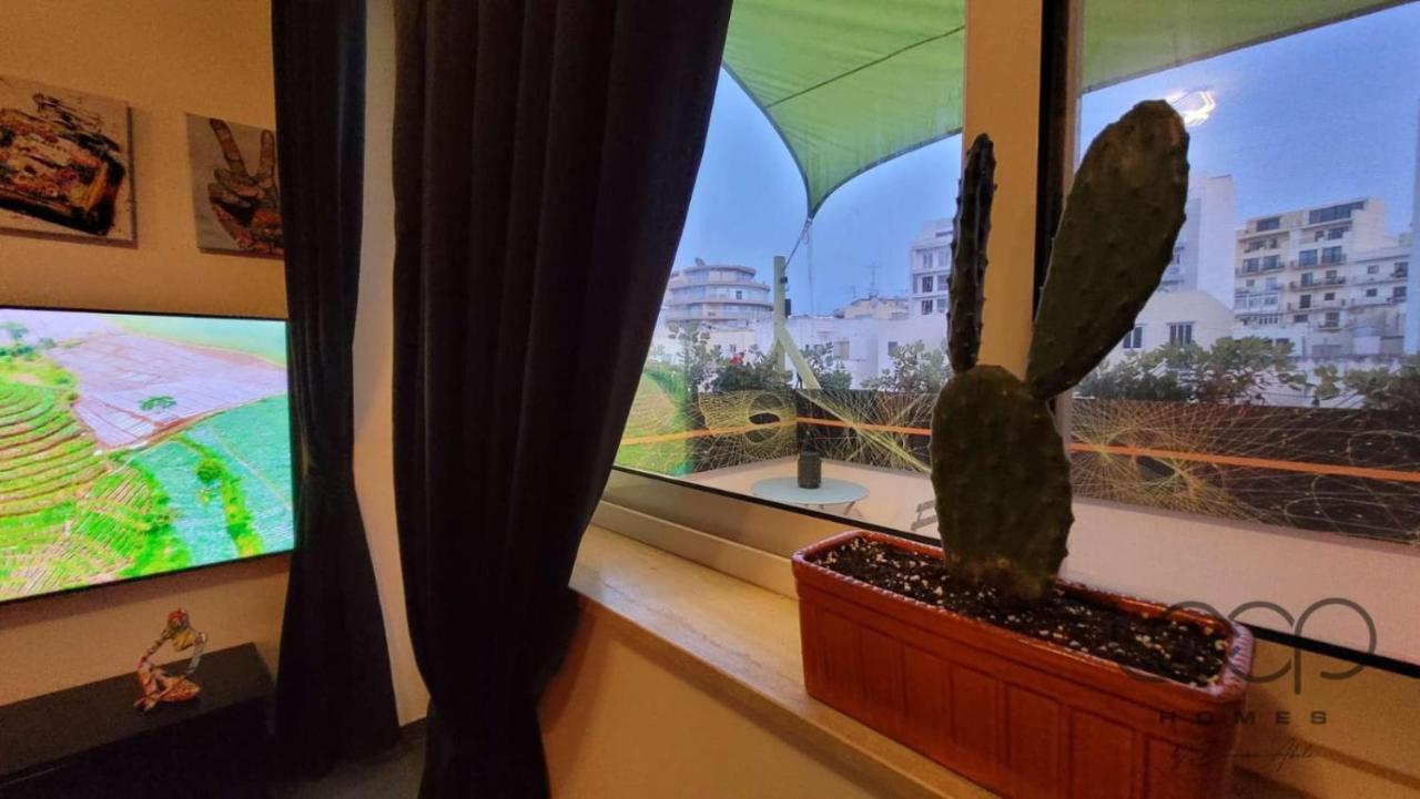 סיינט פול ביי Modern - 50 M From Sea - Free Wi-Fi - Super Cool - Terrace - Fully Air-Conditioned מראה חיצוני תמונה